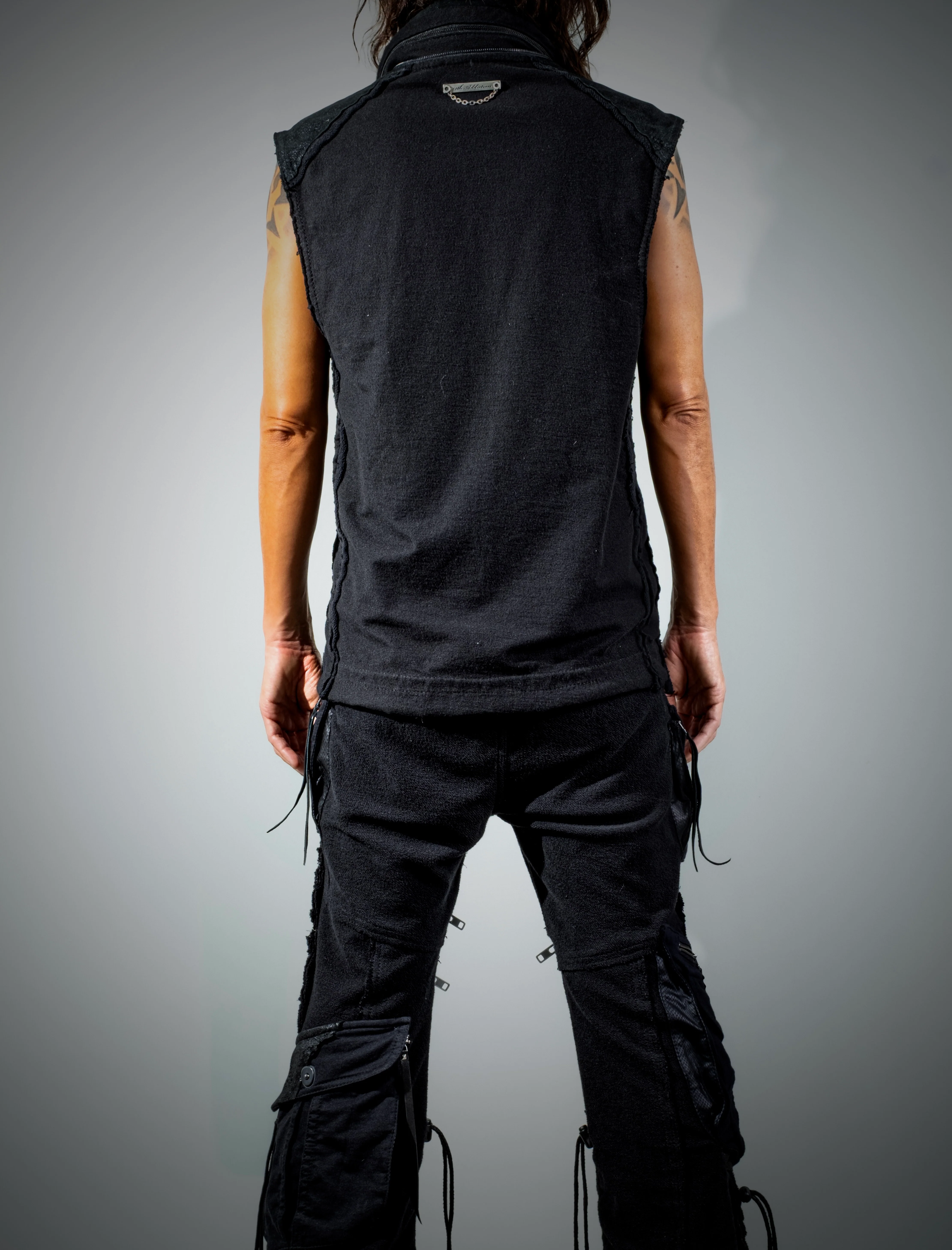 L. Breaker Vest Black - Image 5