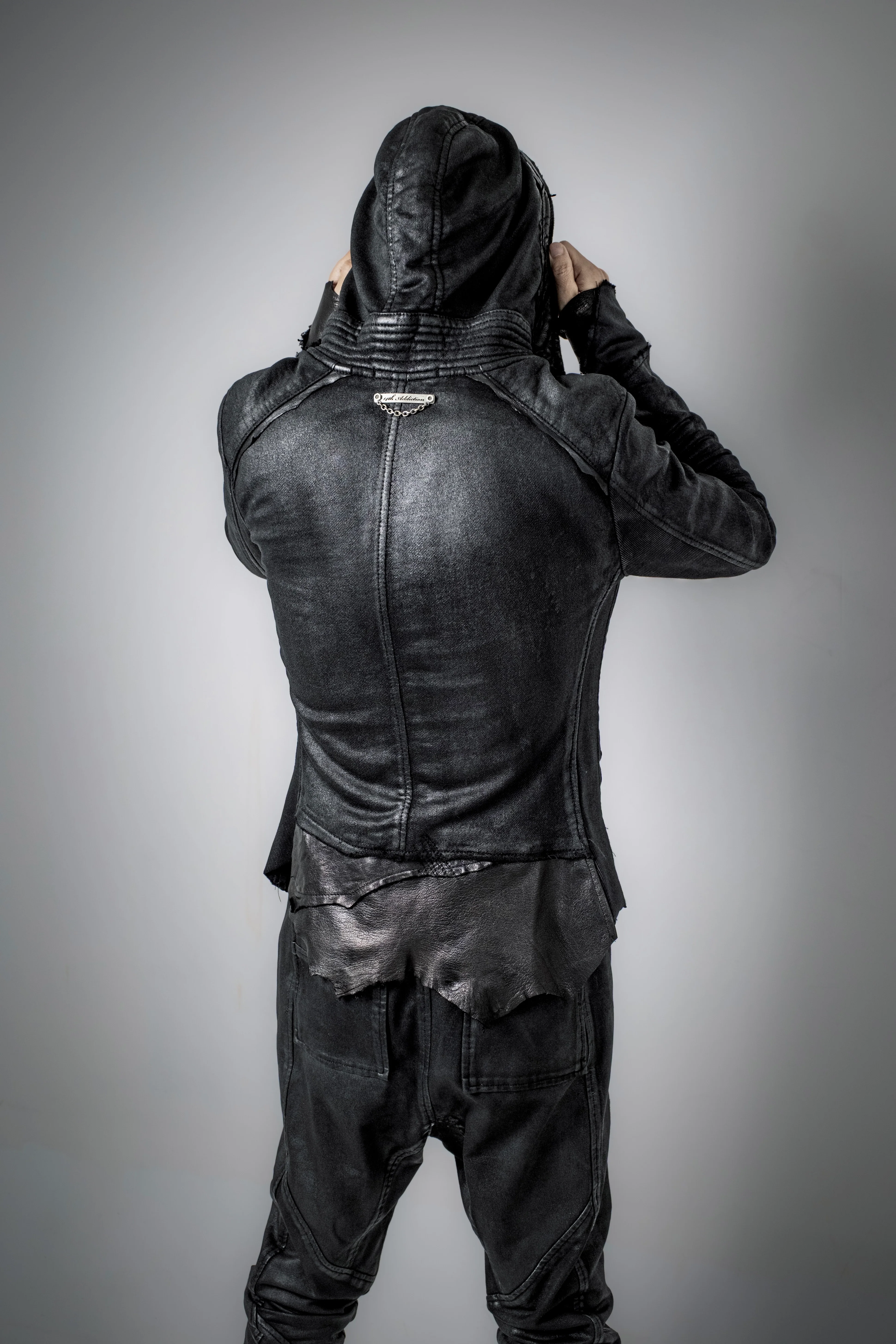 Obsidian Jacket - Image 5