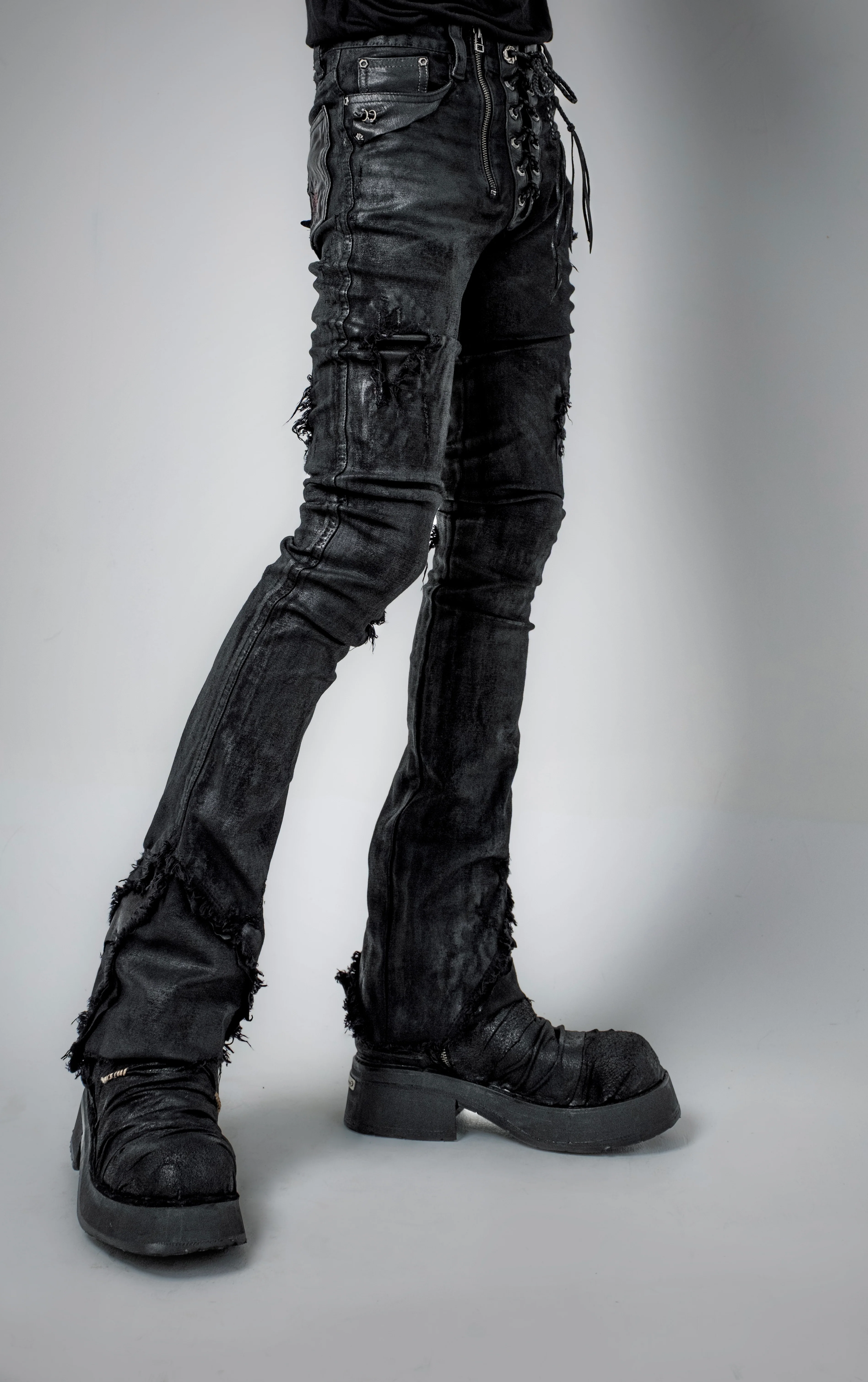 Outrider Carbon Pants 02