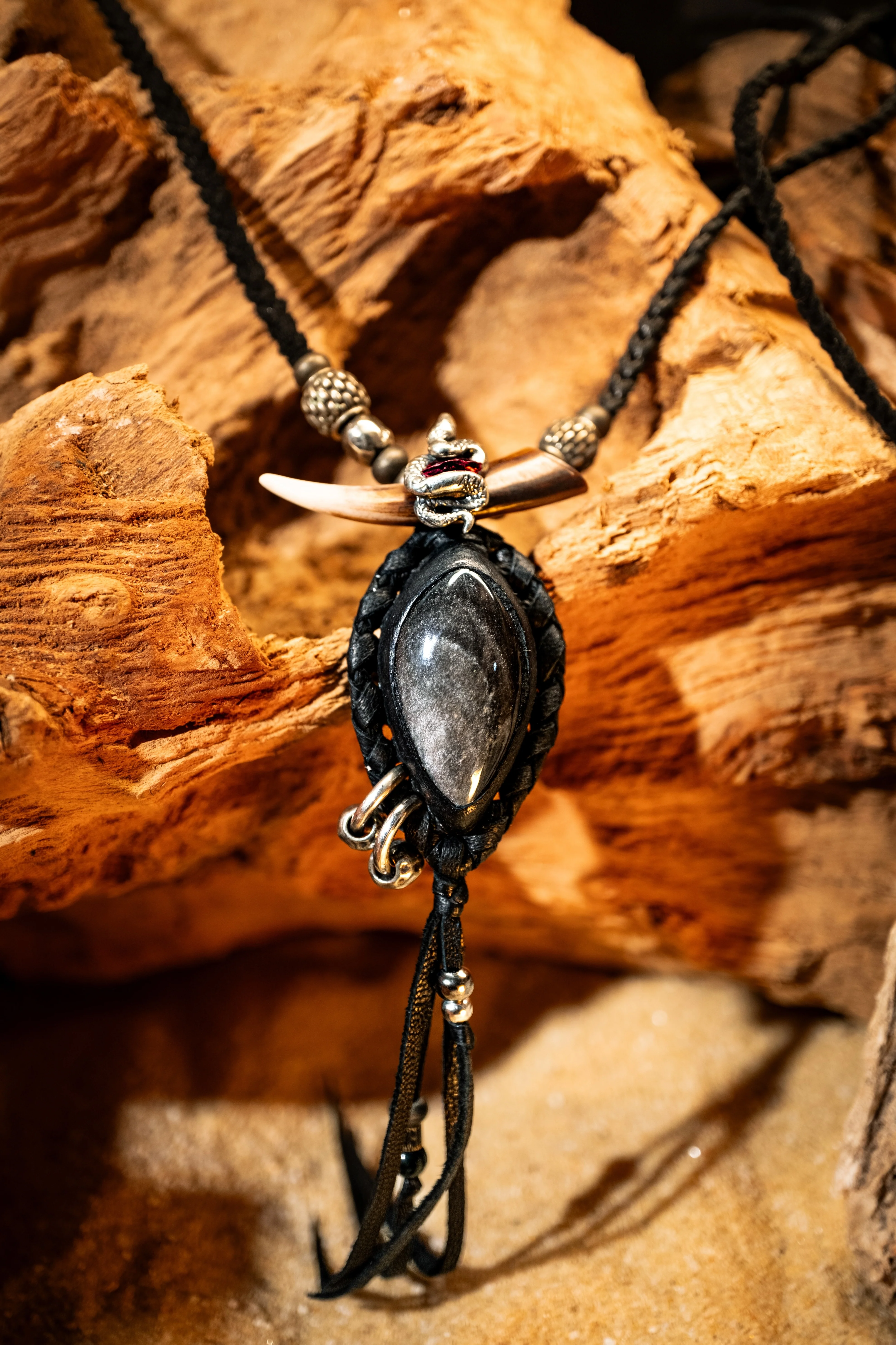Real de Catorce: Silver Obsidian - Image 3